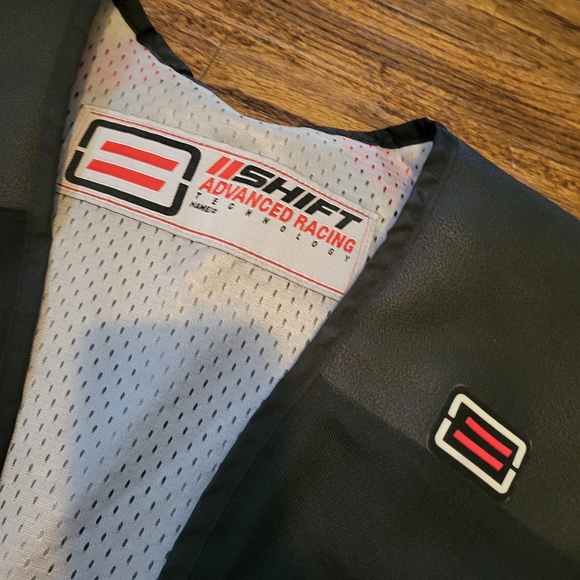 Shift rancing - Picture 4 of 4